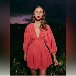 Free People For The Moment Mini XS NWT / sold out watermelon color 🍉